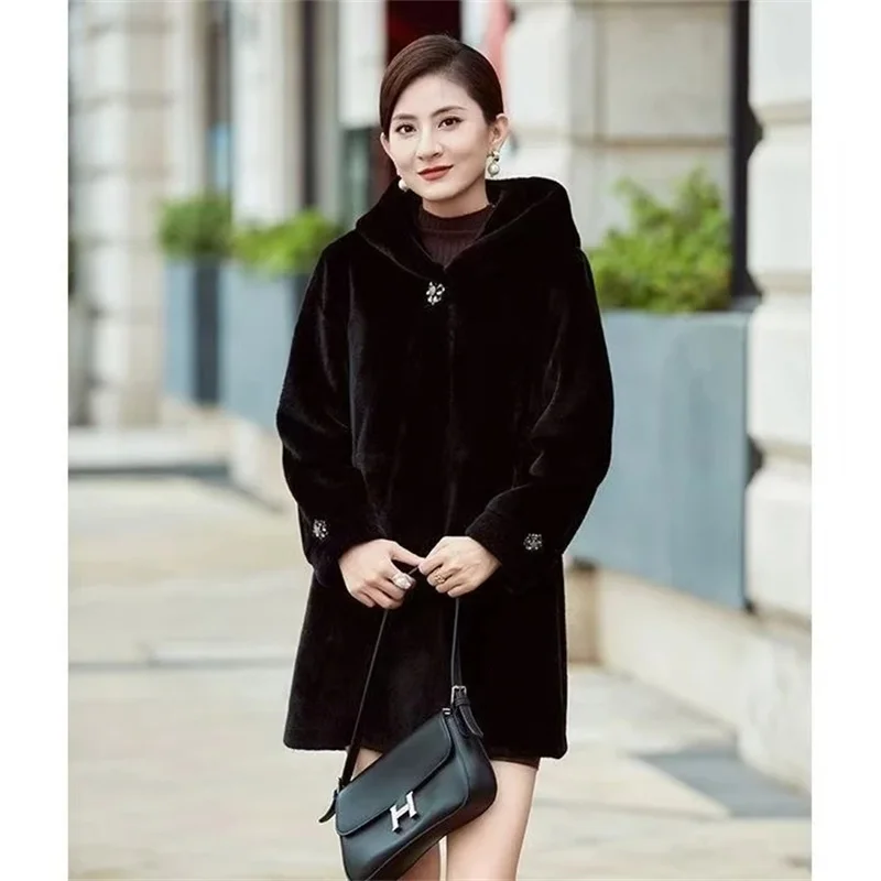 Women Winter Fur Coat New Middle-aged Mother Long Thicken Warm Faux Fur Outerwear High End Female Fox Fur Collar Jacket