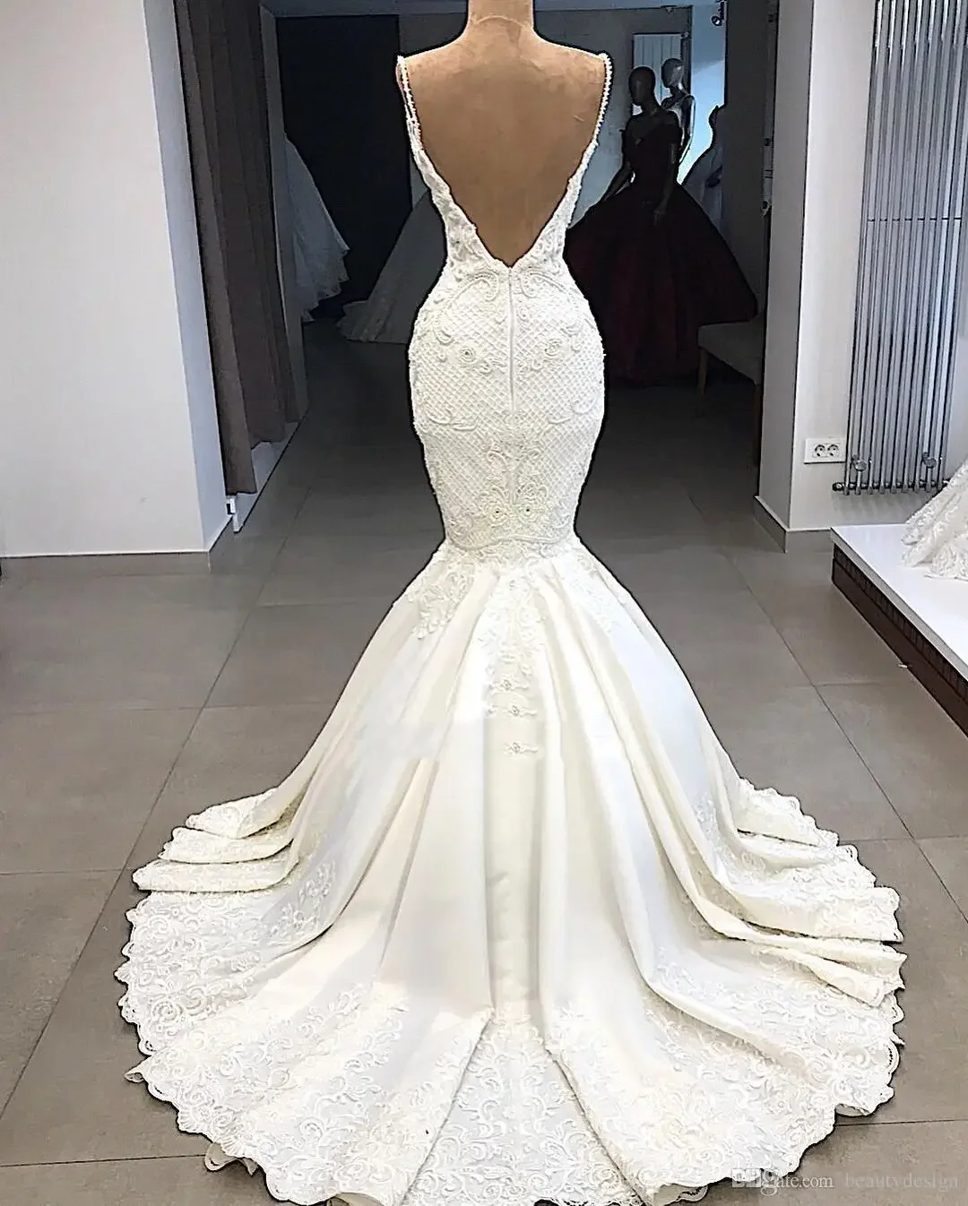 Customized  Spaghetti Strap Lace Appliques Mermaid Wedding Dress 2025 Robe De Mariée Bridal Gown with Detachable Train