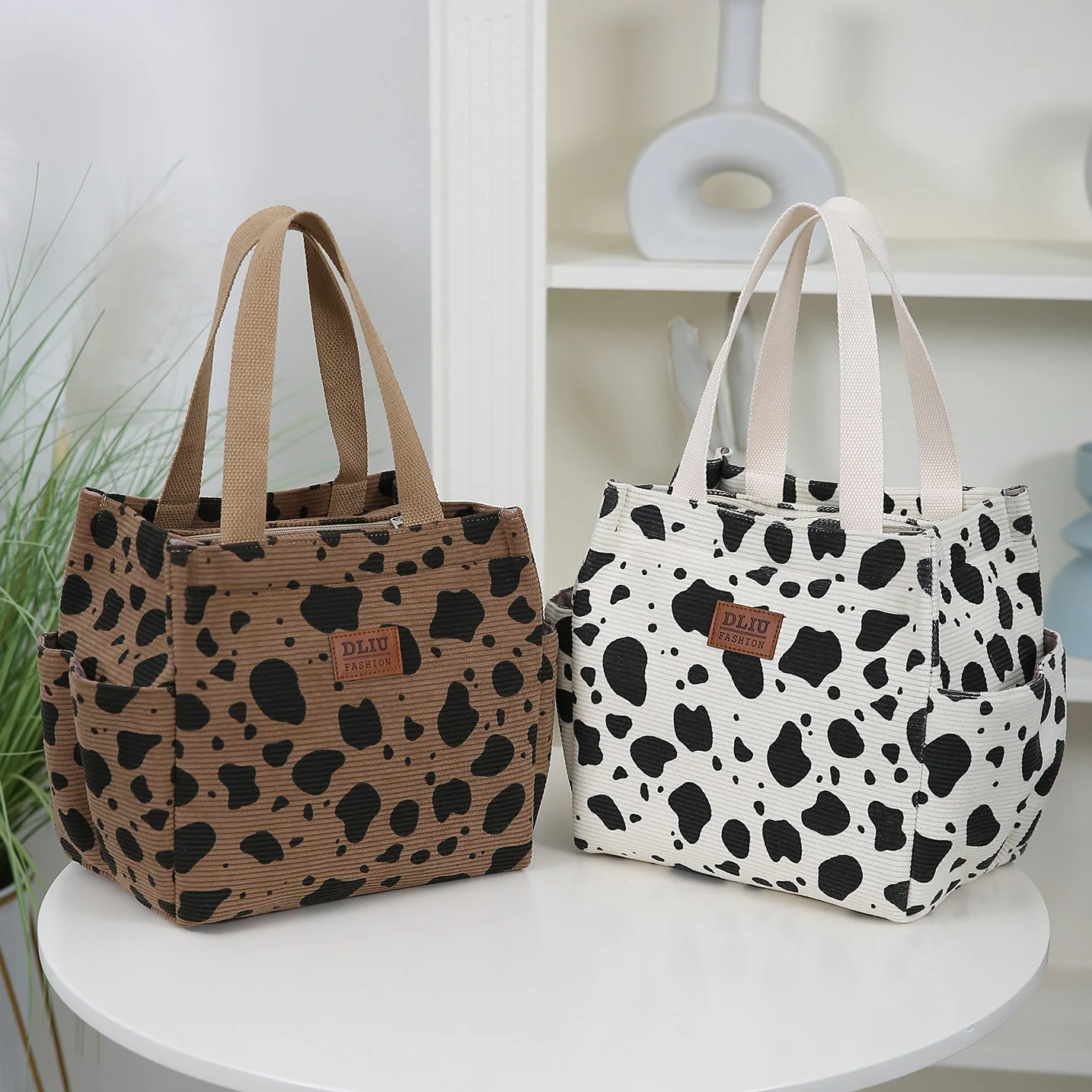 

Corduroy Simple Work Handbag Lunch Box Storage Bag Suitable for Shopping Office Large Capacity Retro Daily Use Back to School