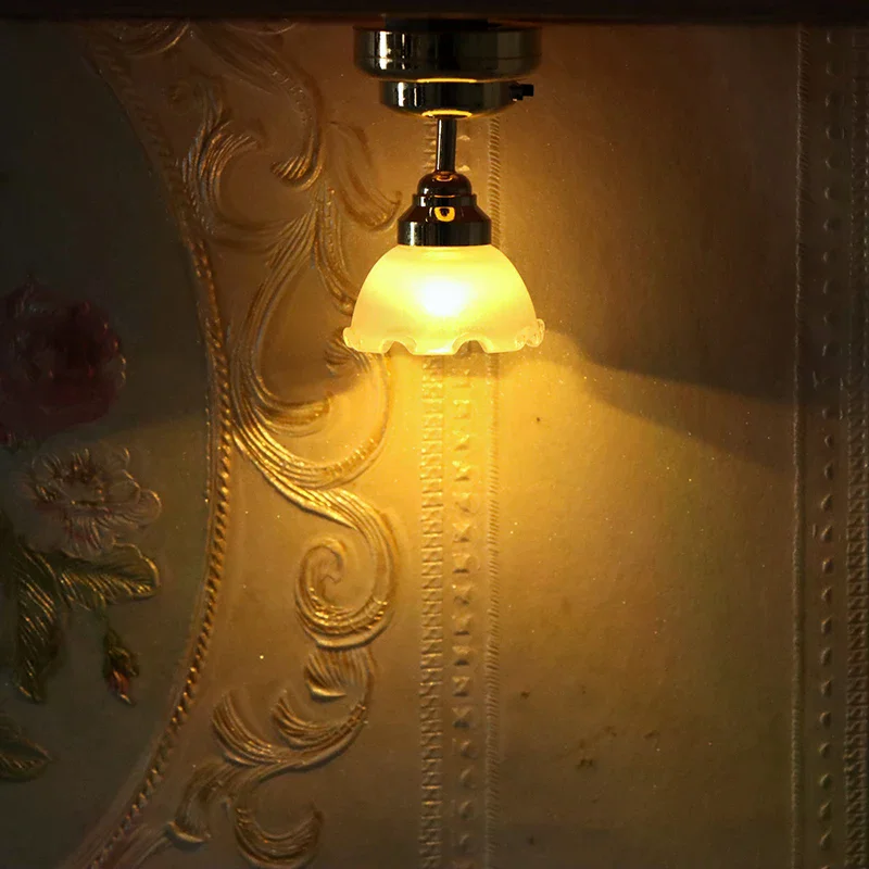 

1:12 Dollhouse Miniature LED Light Ceiling Lamp Chandelier Furniture Lighting Home Model Decor Toy Doll House Accessories