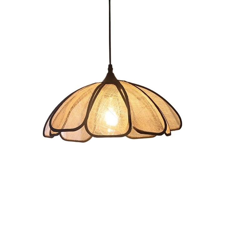 

French retro restaurant chandelier wabi wind bedroom study light medieval art high-end design flower lamp