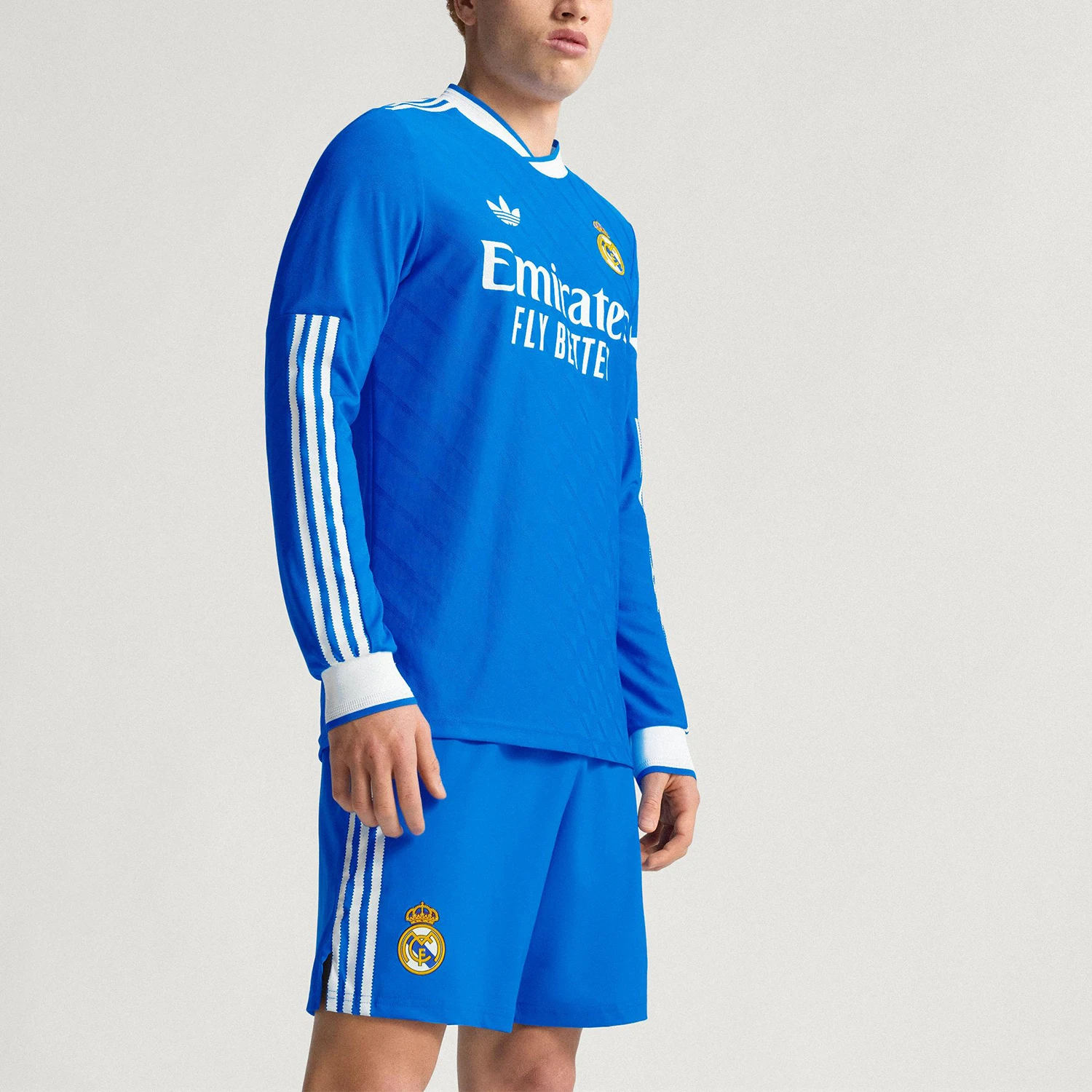 

Adidas genuine clover men's slim fit football match sports long sleeved JP3925