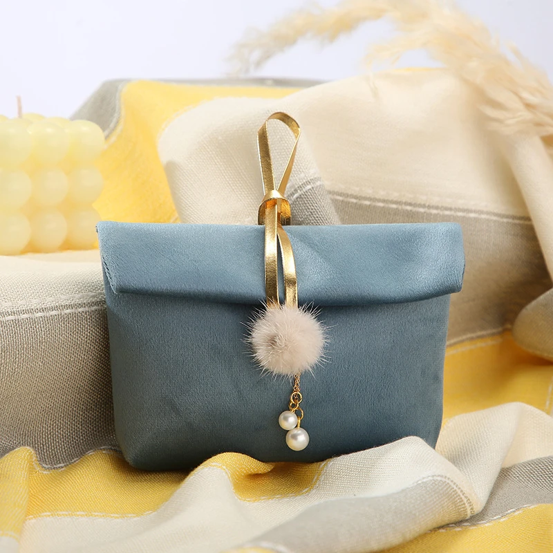 Leather Bags, Hand-Held Wedding Favor Bags, Wedding Bags, Perfect for Storing Jewelry, Gift Packaging and Storage, Ideal for Weddings, Mini Packaging Bags, Small Gift Bags, Wedding Souvenirs, Party Decorations, Guest Wedding Memory Bags, Mini Bags with Tape, Party Decorations