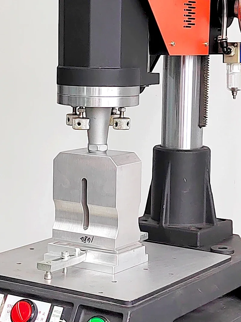 sonic Machine Factory Price Customization   sonic Card Welding Machine