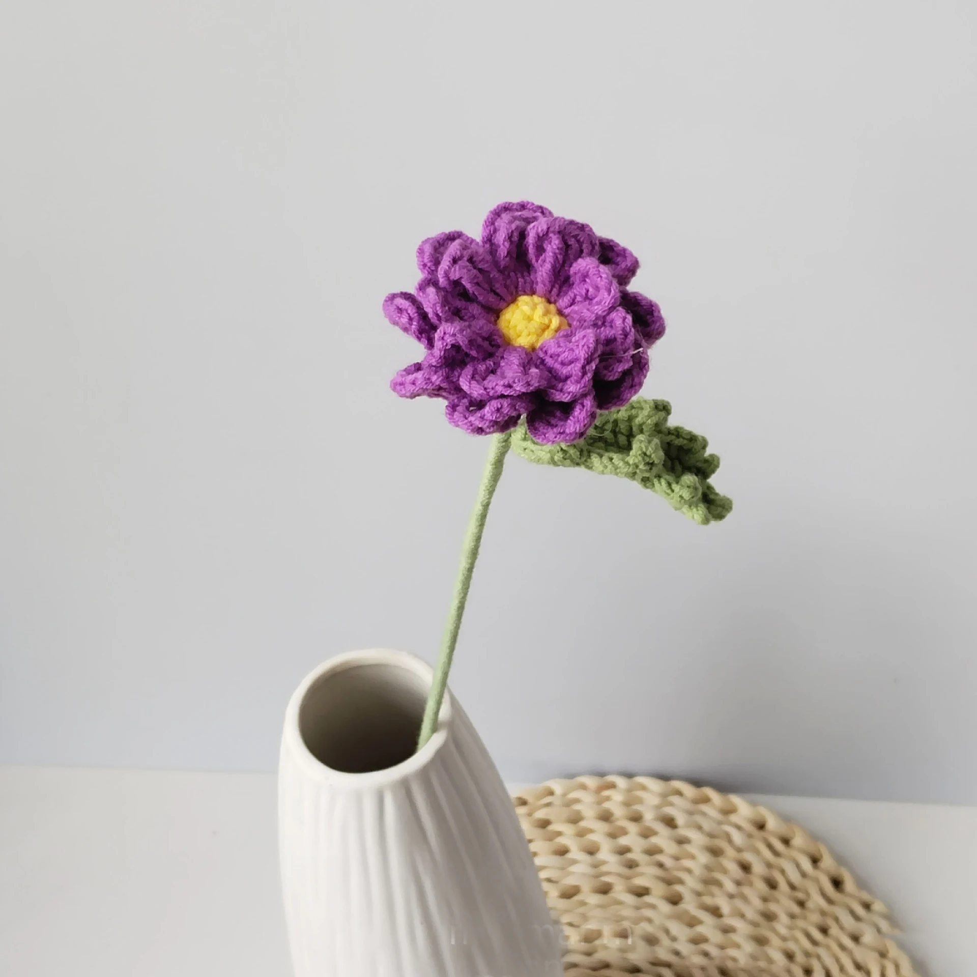 Niedliche Gehäkelte Chrysanthemen-Zweige Handgefertigter Gewebter Blumenstrauß Kreative Künstliche Pflanzen Raumdekoration – Detail 3