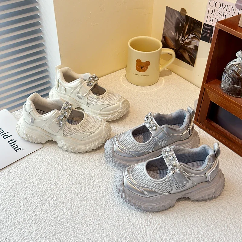 

Girls Casual Shoes with Rhinestone Kids Crystal Breathable Sneakers Summer Autumn New Air Mesh Fashion Classic Soft Sole Shoes