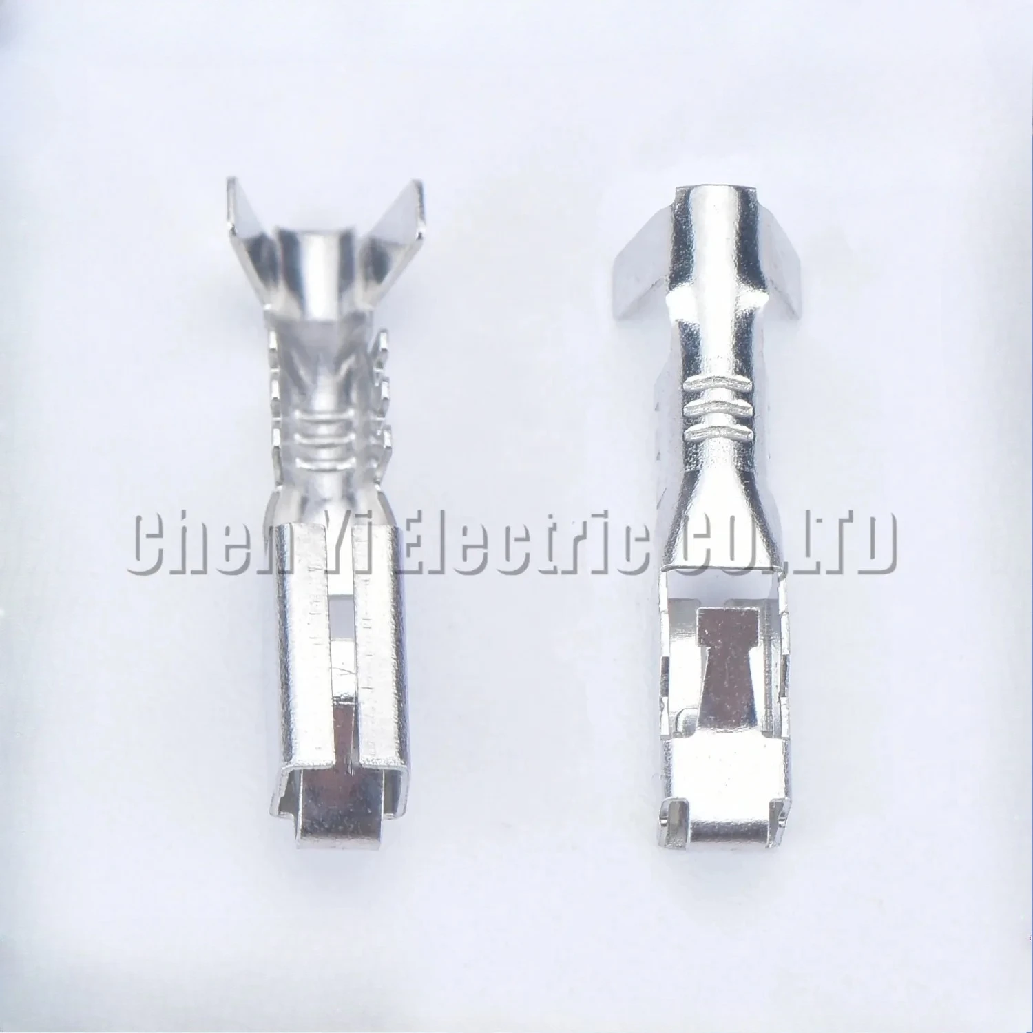 50 pcs 2.8 series auto wire terminal for elcetric connector crimp loose pins female terminals G535 12129493 for 12040977