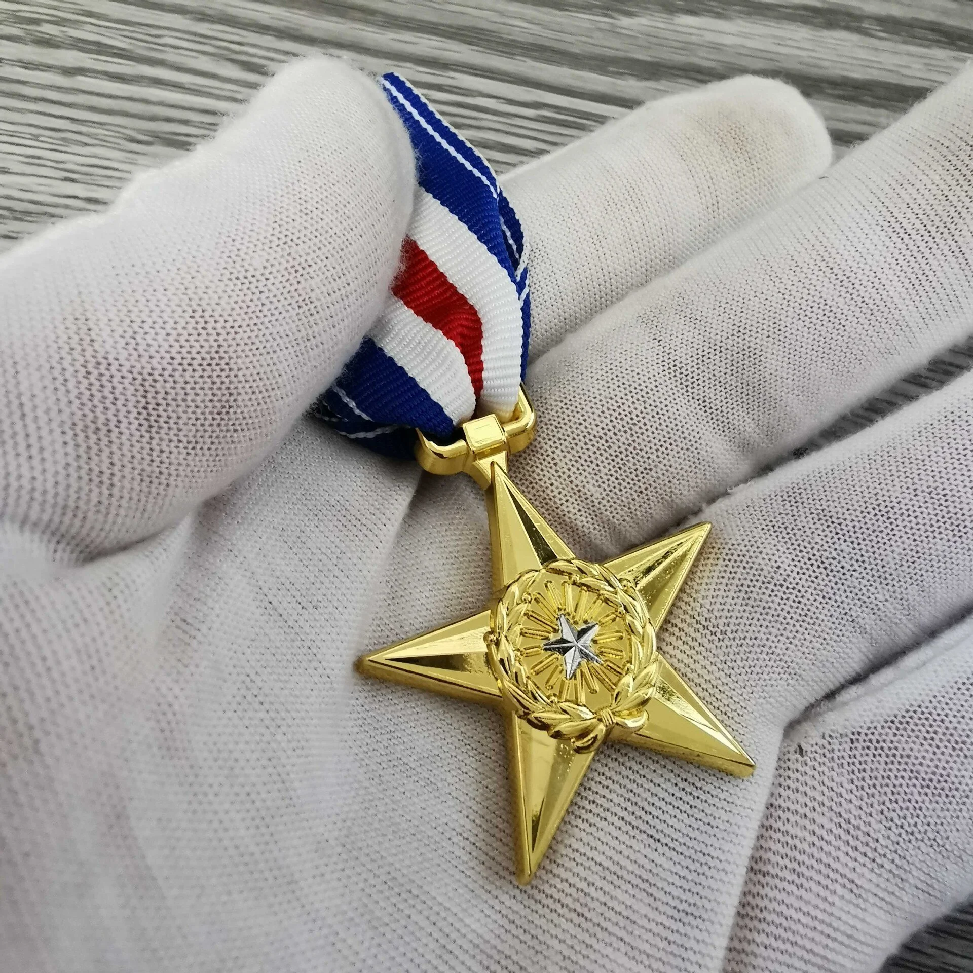 Foreign Medal US Army Replicated American Award Star Silver Star Military  Bronze Star