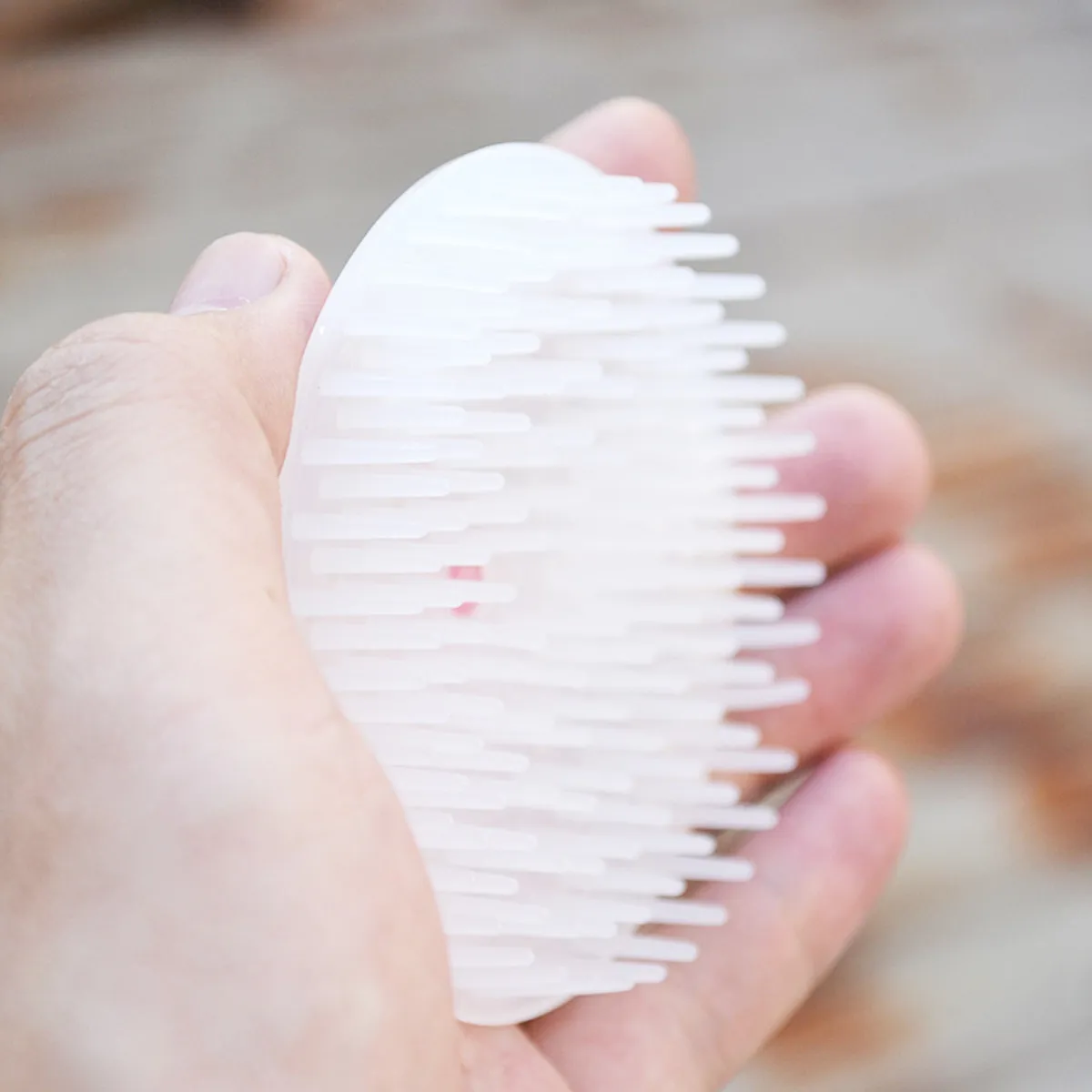 

2Pcs Hair Scalp Shampoo Brush Soft Texture Deep Clean Pores Exfoliating Bath Tool for Women Men Kids Portable Water-Resistant