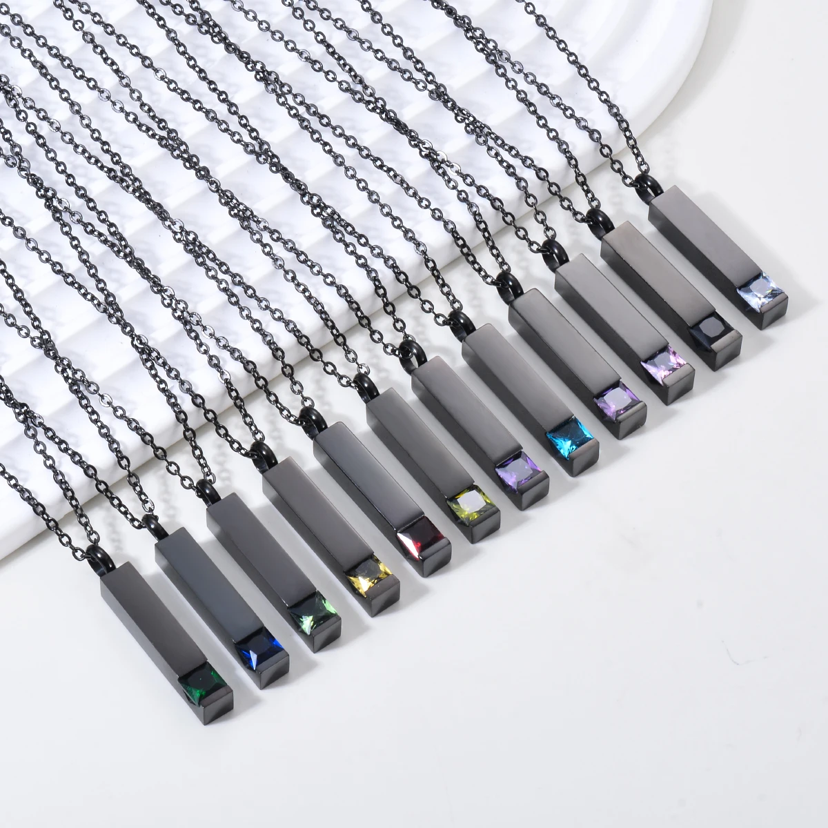 Dropshipping czarna urna kremacyjna biżuteria kostka ze stali nierdzewnej pamiątkowy naszyjnik z popiołami wisiorek 12 rodzajów Birthstone Keepsake biżuteria