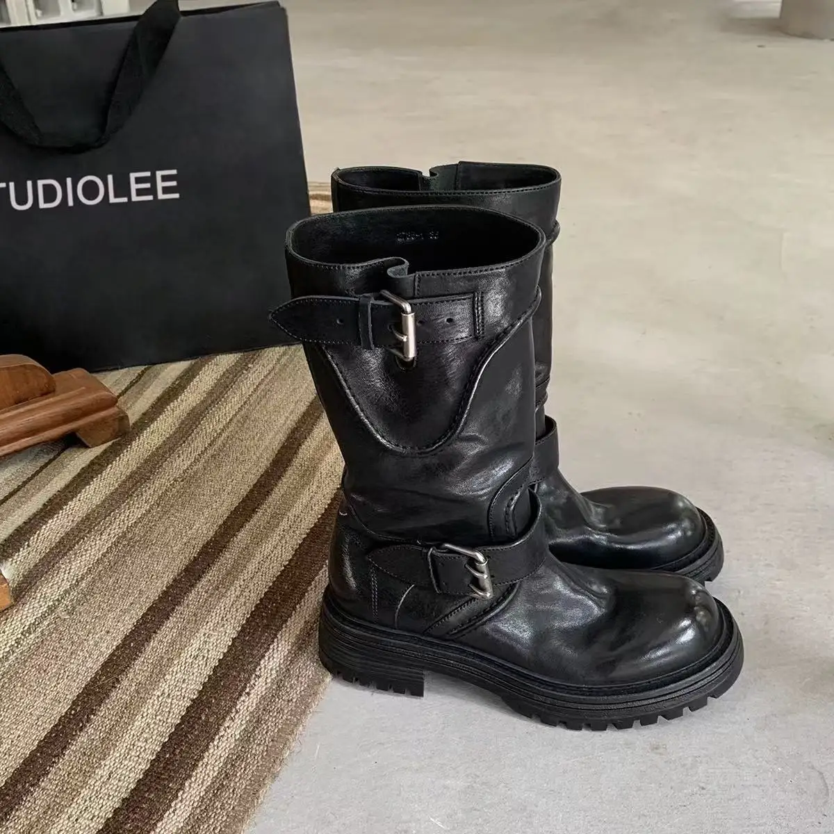 

Женские ботильоны на платформе с пряжкой и ремешком, армейские кожаные ботильоны с защелкой для женщин, утепленные зимние уличные мотоциклетные ботинки, новинка моды