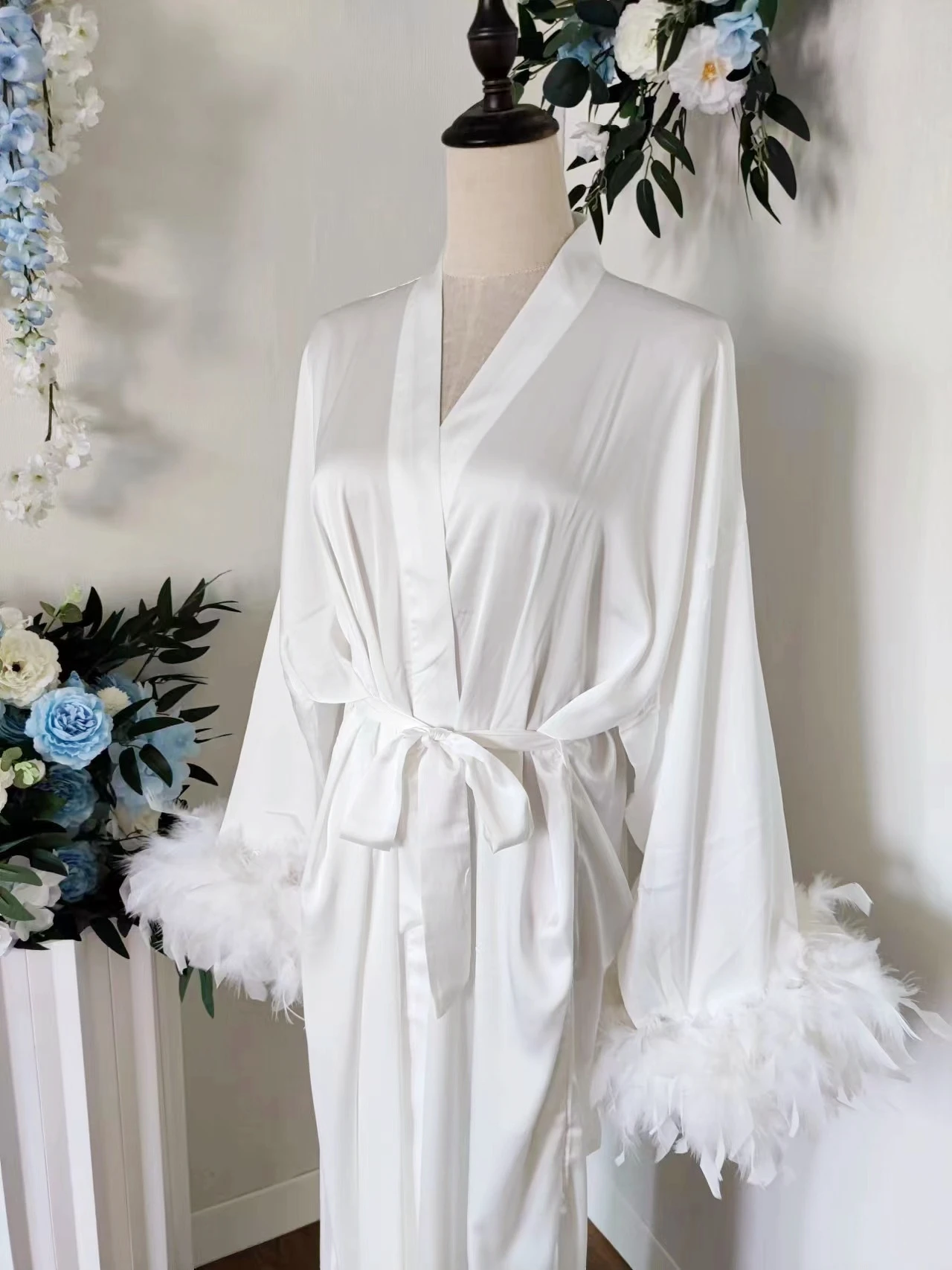 Bride Robe with Feather White Boudoir Dress Long Silk Bridal Lace Dressing Gown Bridesmaid Gifts Satin Feather Trim Bride Kimono