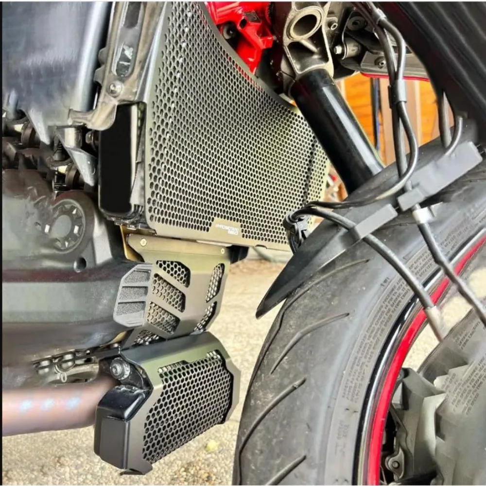 

For Ducati Hypermotard 950 SP RVE 2019 2020 2021 2022 2023 2024 2025 Radiator Grille Guard Cover Oil Cooler Guard Engine Guard