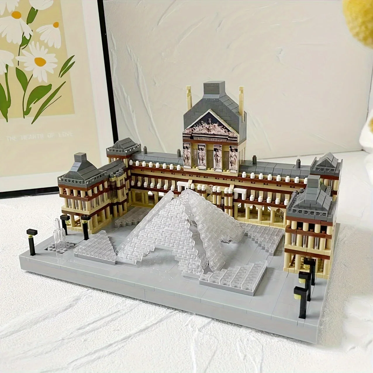 

Набор микро-блоков для сборки 3D-модели Музея Лувр (2611 деталей), сложная сборная игрушка, подарок на день рождения, Рождество, Хэллоуин