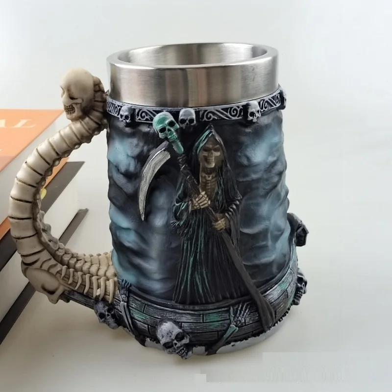 Large Capacity Grim Reaper Skull Beer Mug Resin Stainless Steel Mug Steins Tankard Drinkware Coffee Cup Halloween Gift