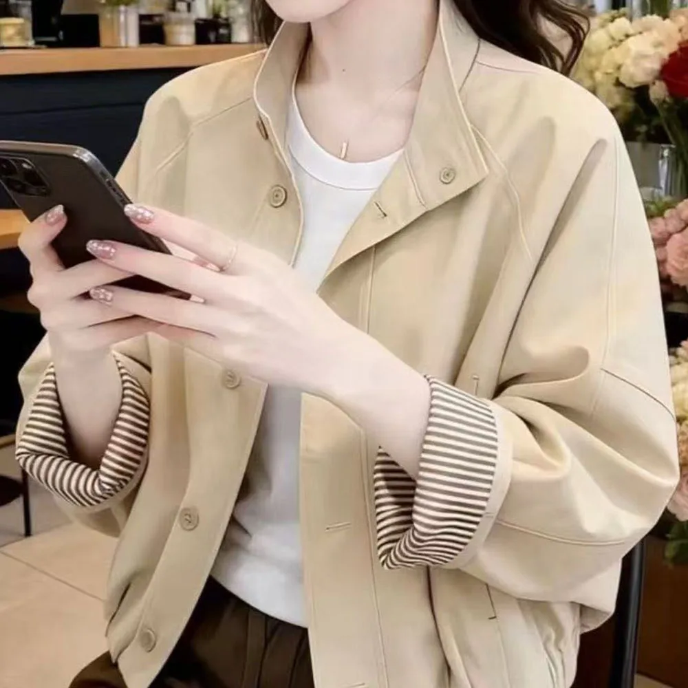 2026 spring new short jacket jacket women's Korean version age-reducing striped splicing thin stand-up collar top tide