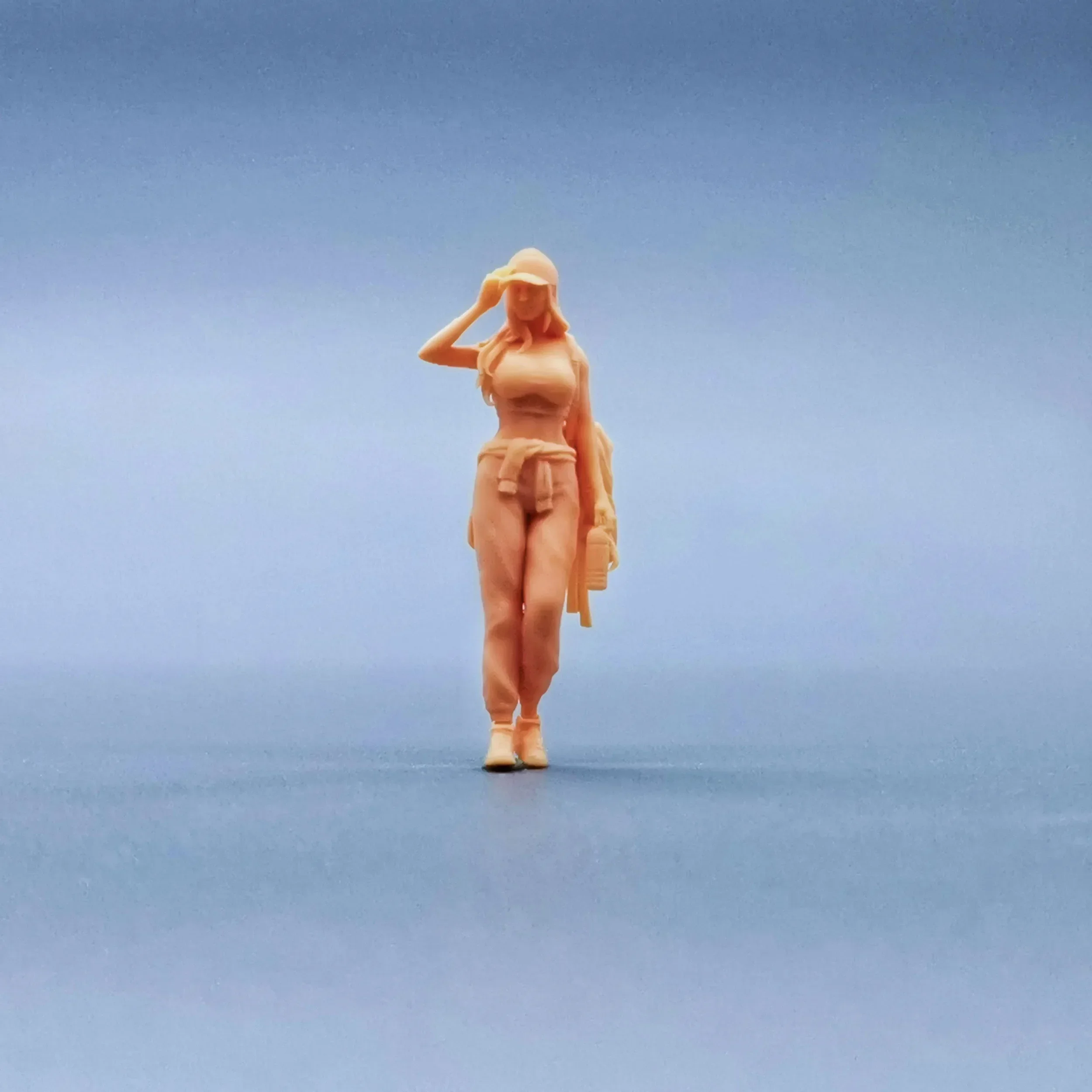 1/64 Figuren Maßstab Modell Harz Mädchen trägt einen Rucksack und Hut ungefärbte Miniaturen Diorama handbemalt W134
