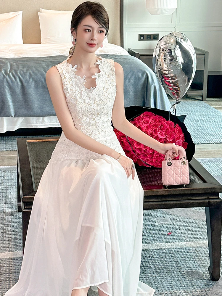 ชุดเดรสยาวสีขาวผ้าชีฟองลูกไม้แขนกุดทรงเข้ารูปสำหรับผู้หญิง สไตล์หรูหรา เหมาะสำหรับงานปาร์ตี้ งานพรอม งานวันเกิด