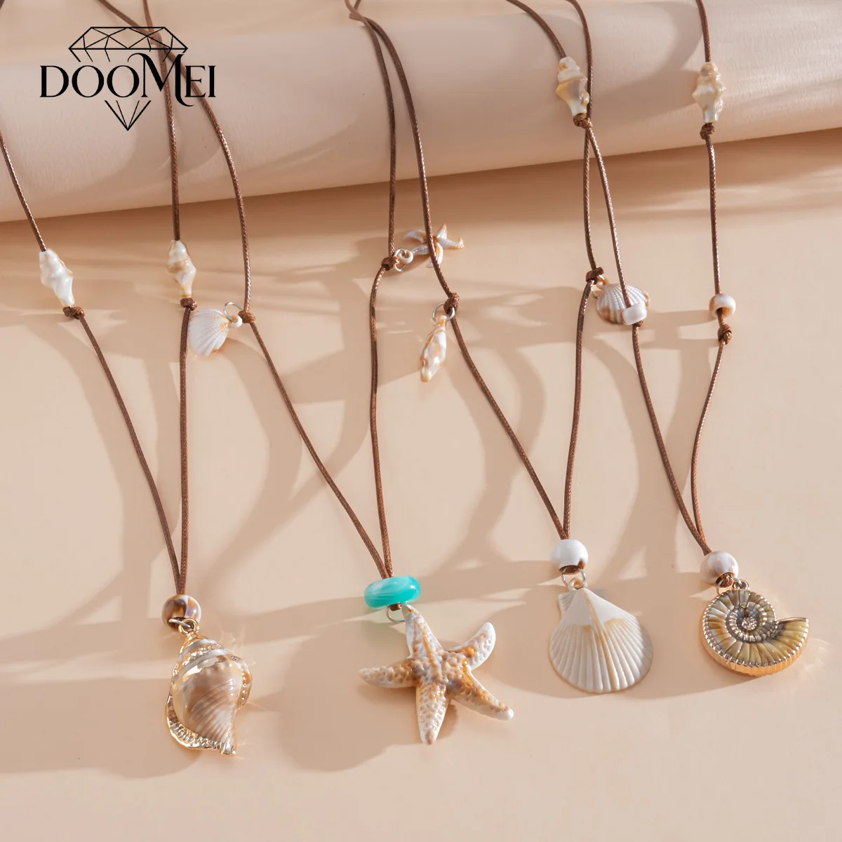 DOO MEI Boho Natural Shell Pendant Necklace For Women Adjustable Wax Cord Rope Chain Summer Beach Vacation Casual Jewelry