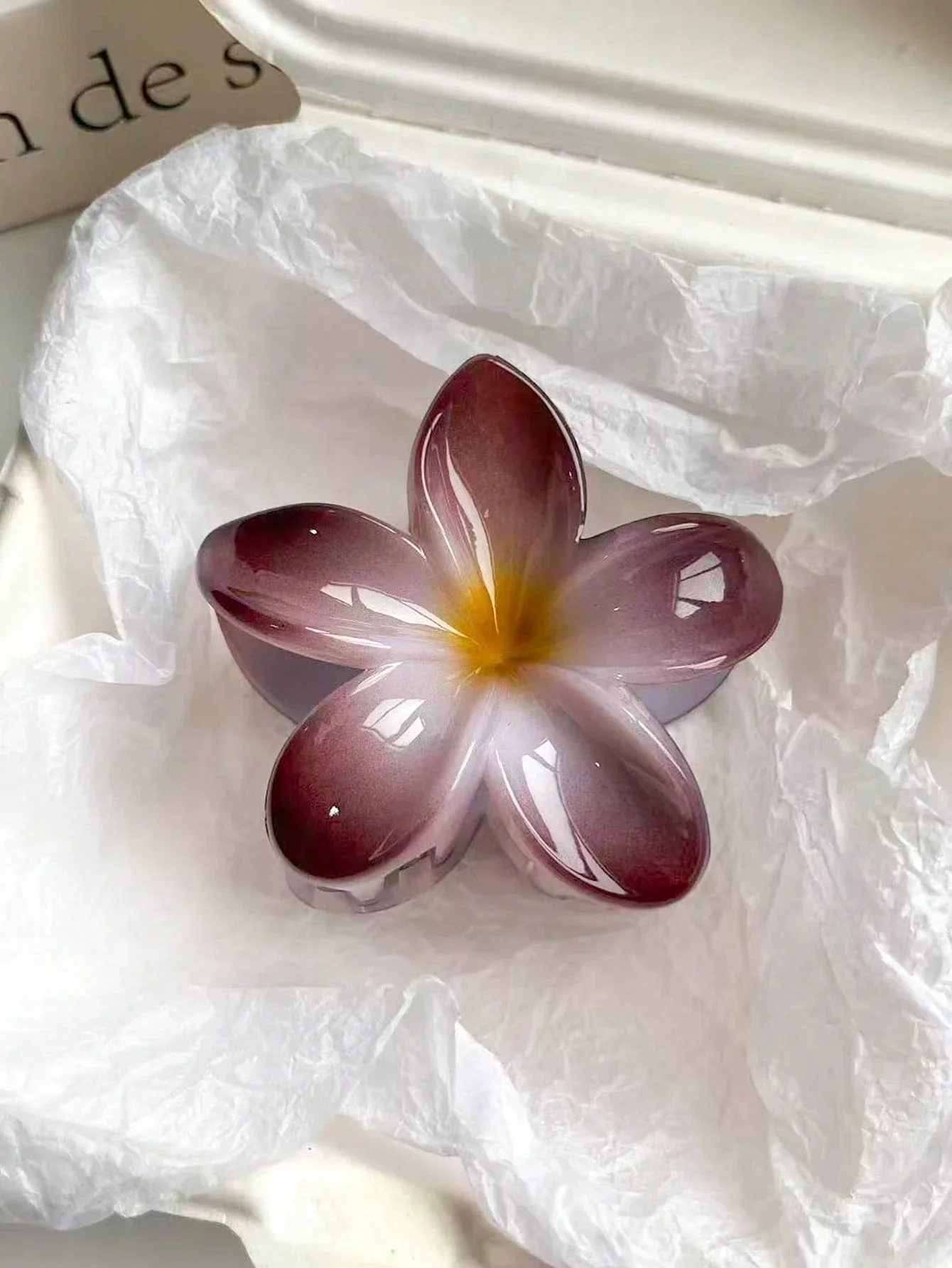 

Пластиковые заколки для волос в форме цветка для женщин, 7,1 см, коричнево-сливового цвета, легкие, для повседневного использования, вечеринок, пляжа