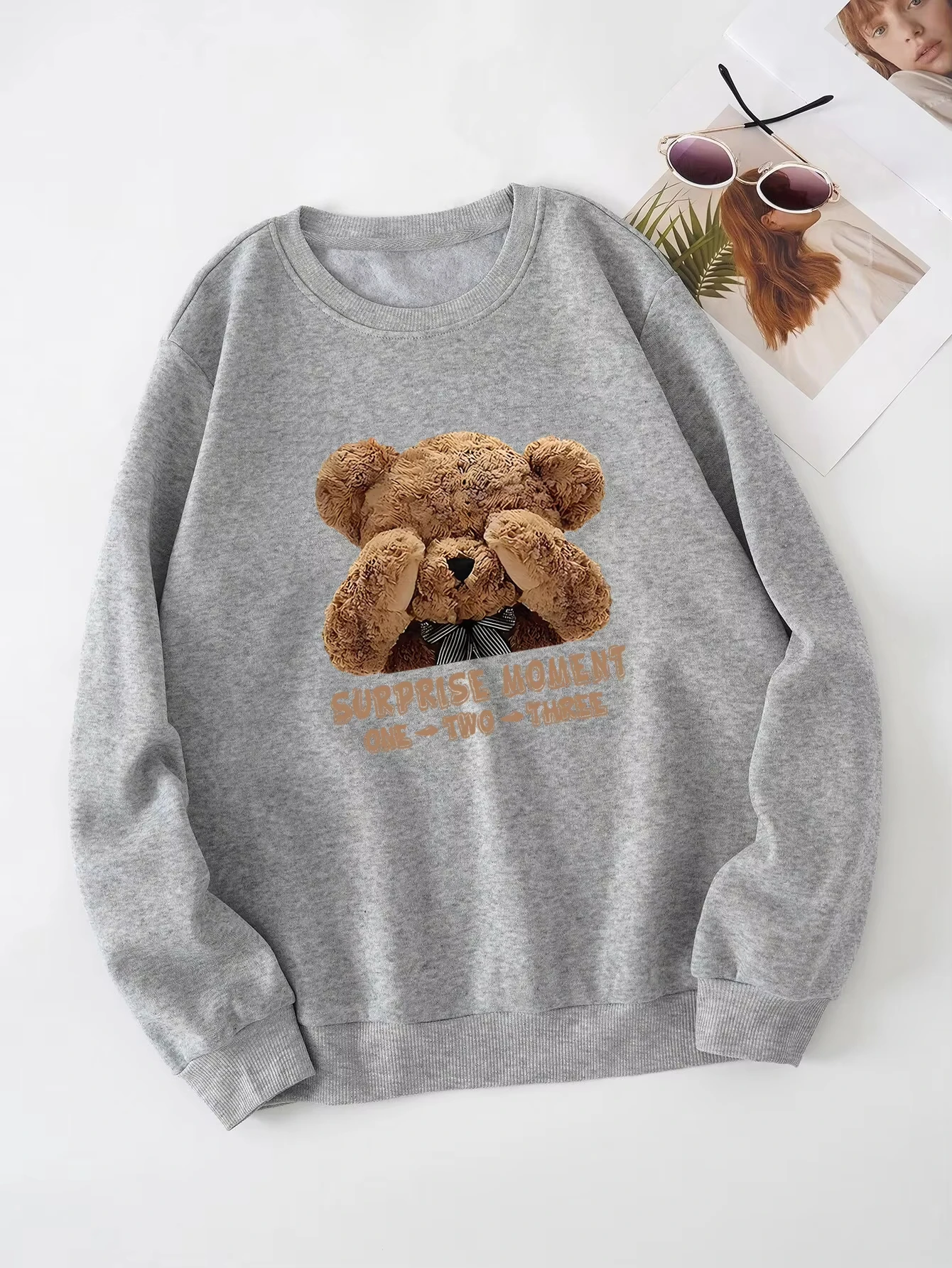 Bear Classic Printed Heat Lining, Crew Neck Loose Pullover, Long Sleeve Plus Velvet Sweatshirt Casual 2024 Winter New Women\'s ！