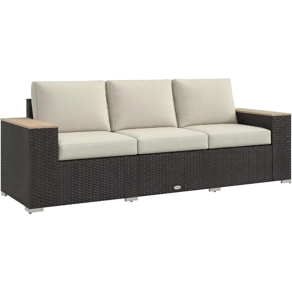 أريكة فناء خارجية بثلاثة مقاعد من Outsunny، تتميز بمقعد عميق عريض 24.5، وخوص من البولي إيثيلين مع مساند للذراع ذات مظهر خشبي واسع و4 وسائد #1