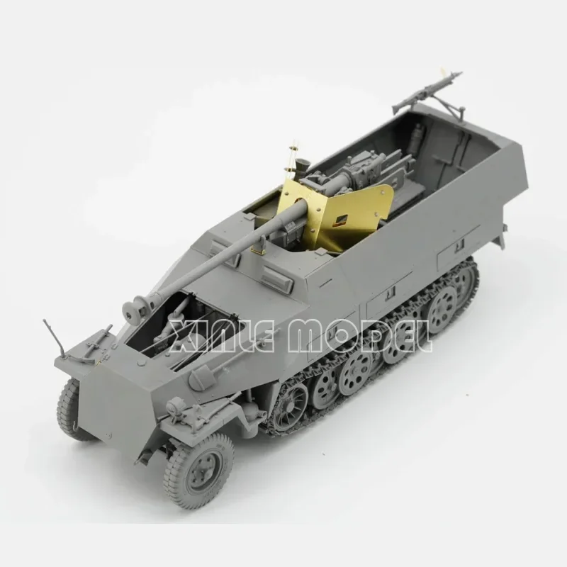 Border Model Building Kits 1/35 BT-043 German Sd. Kfz.251/22 75MM Pak40 "Pakwagen" D for Military Toy Model Hobby Collection