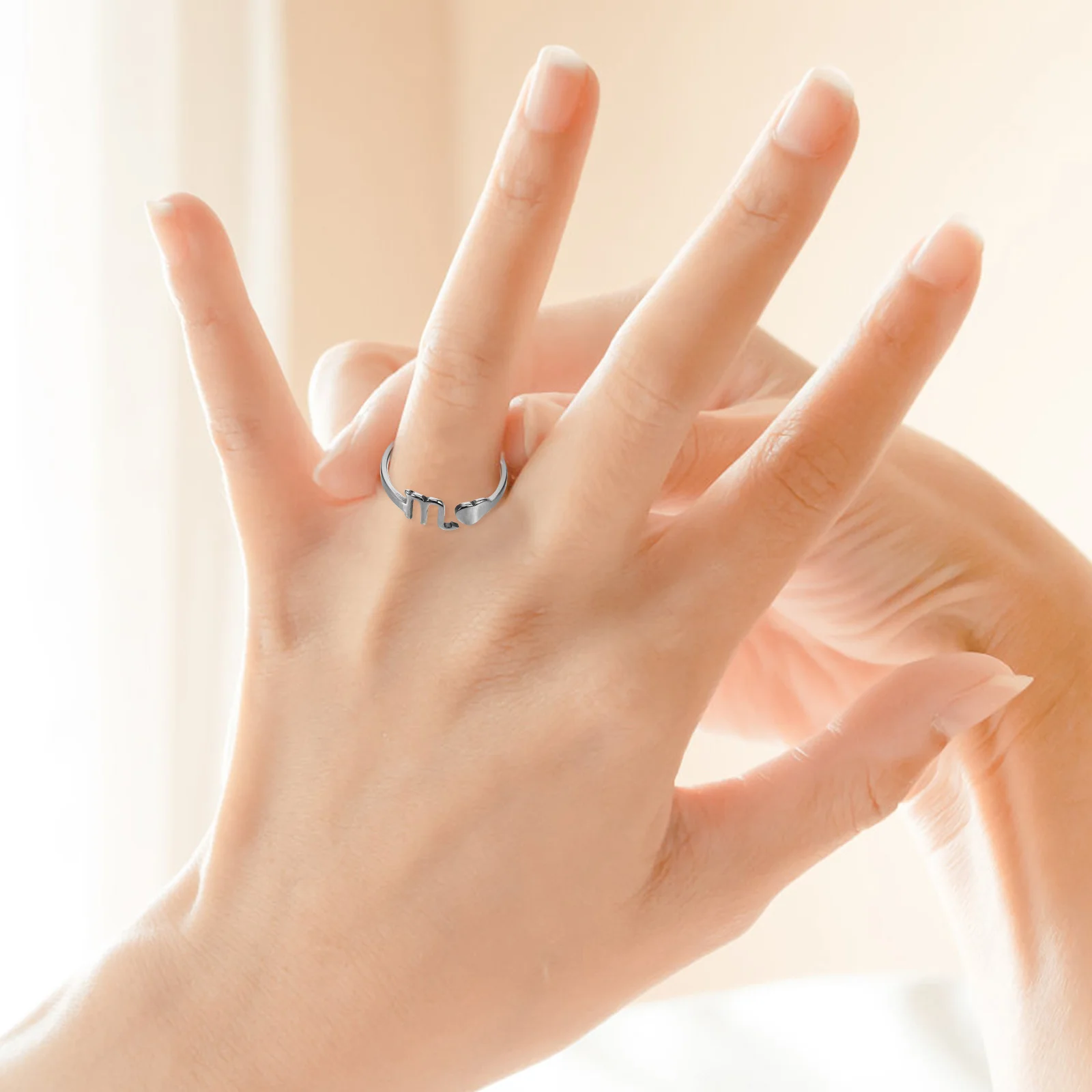 

Women Scorpio Tail Ring Modeschmuck Ringe Fashionable and Versatile Zodiac Charm