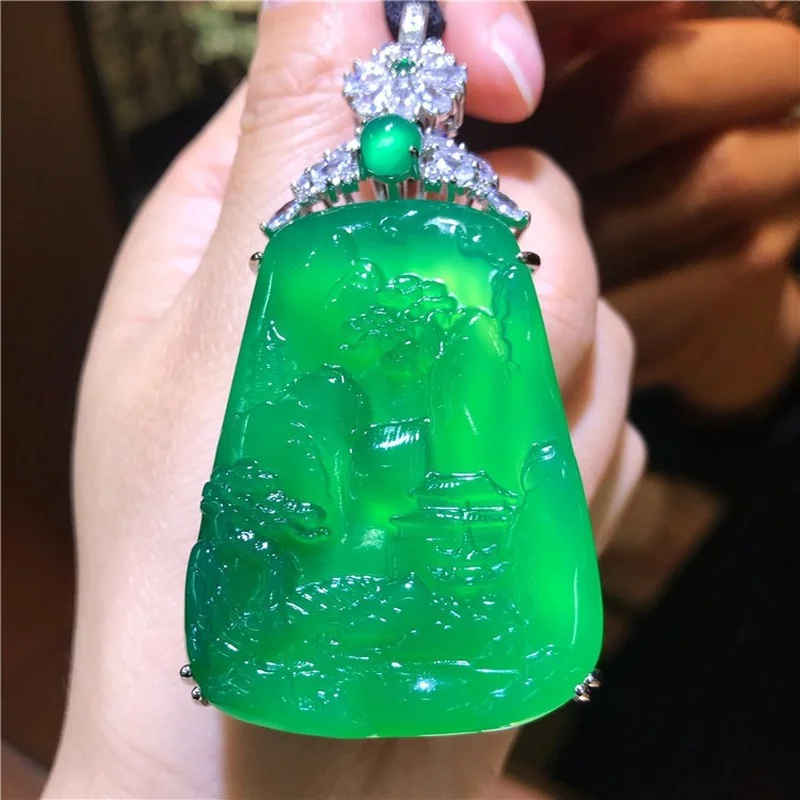 

New High Ice Emperor Green Chalcedony Inlaid Landscape Brand Pendant Women's Agate Atmospheric Pendant Jewelry