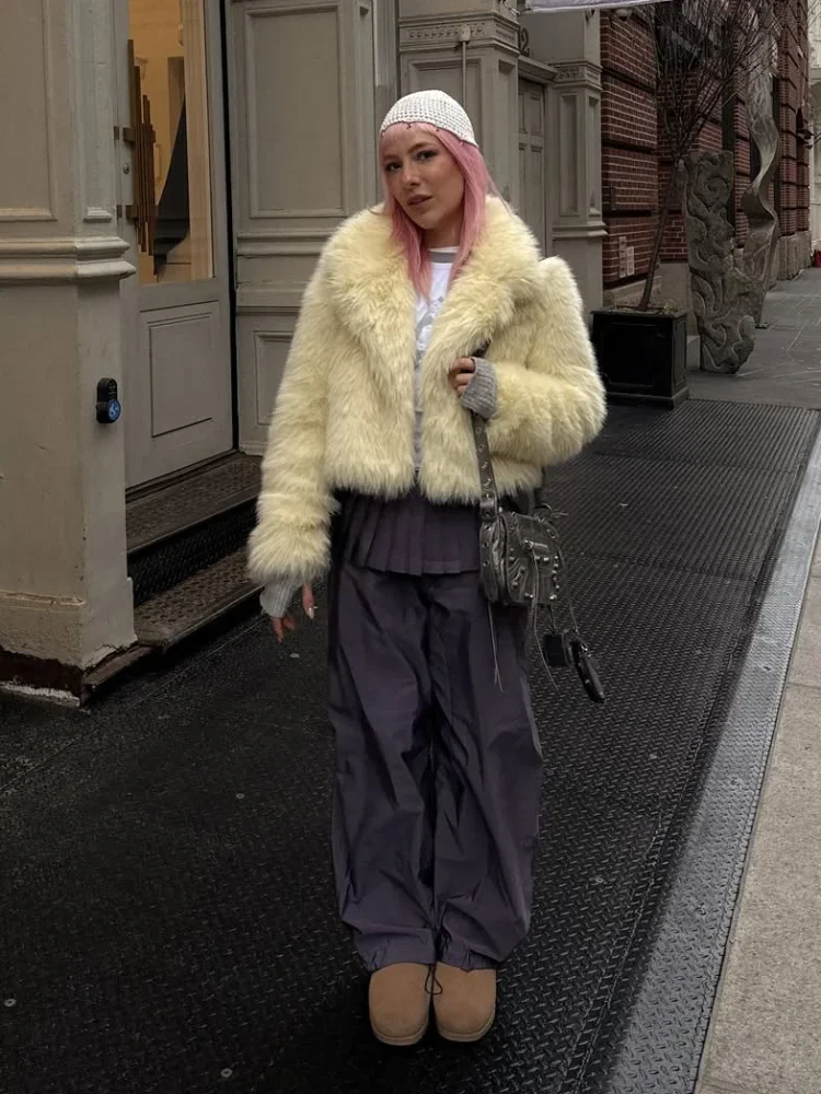 Yellow Short Faux Fur Coat Women Lapel Long Sleeve Fluffy Loose Cardigan Jacket 2025 Winter Lady Thicken Warm Street Outerwear
