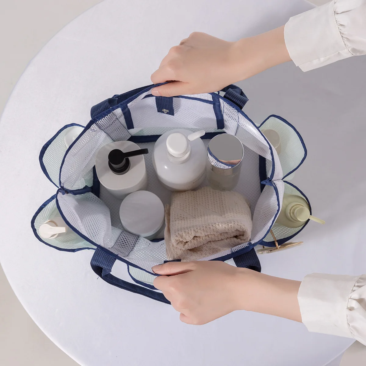 Novos sacos de praia com vários estilos, sacos de armazenamento de bolso de grande capacidade, sacolas, sacos de natação de malha de viagem portáteis.