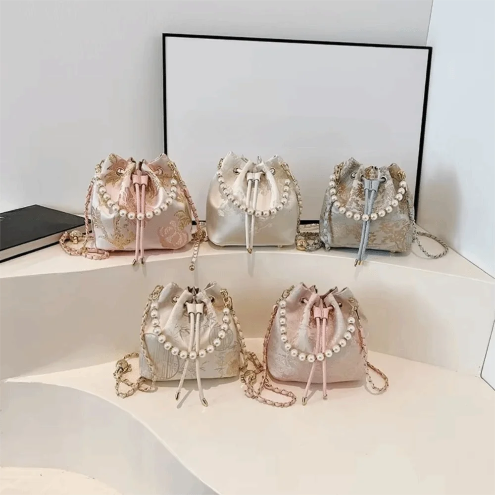 

Drawstrings Embroidery Bucket Bag Non-slip Bottom Comfortable Straps Chinese Style Messenger Bag Adjustable Chain Large Capacity