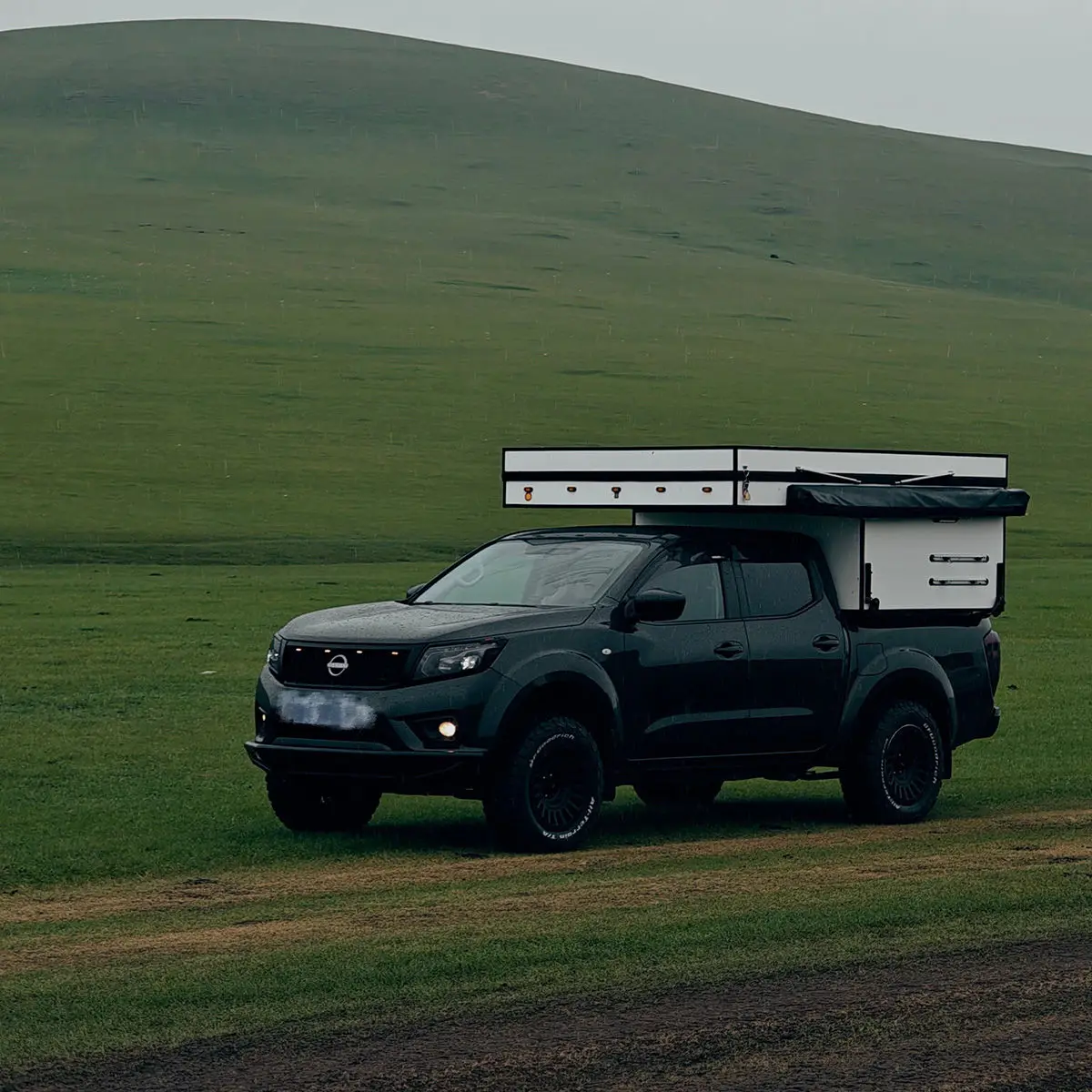 Tail box modified roof camping automatic hard shell