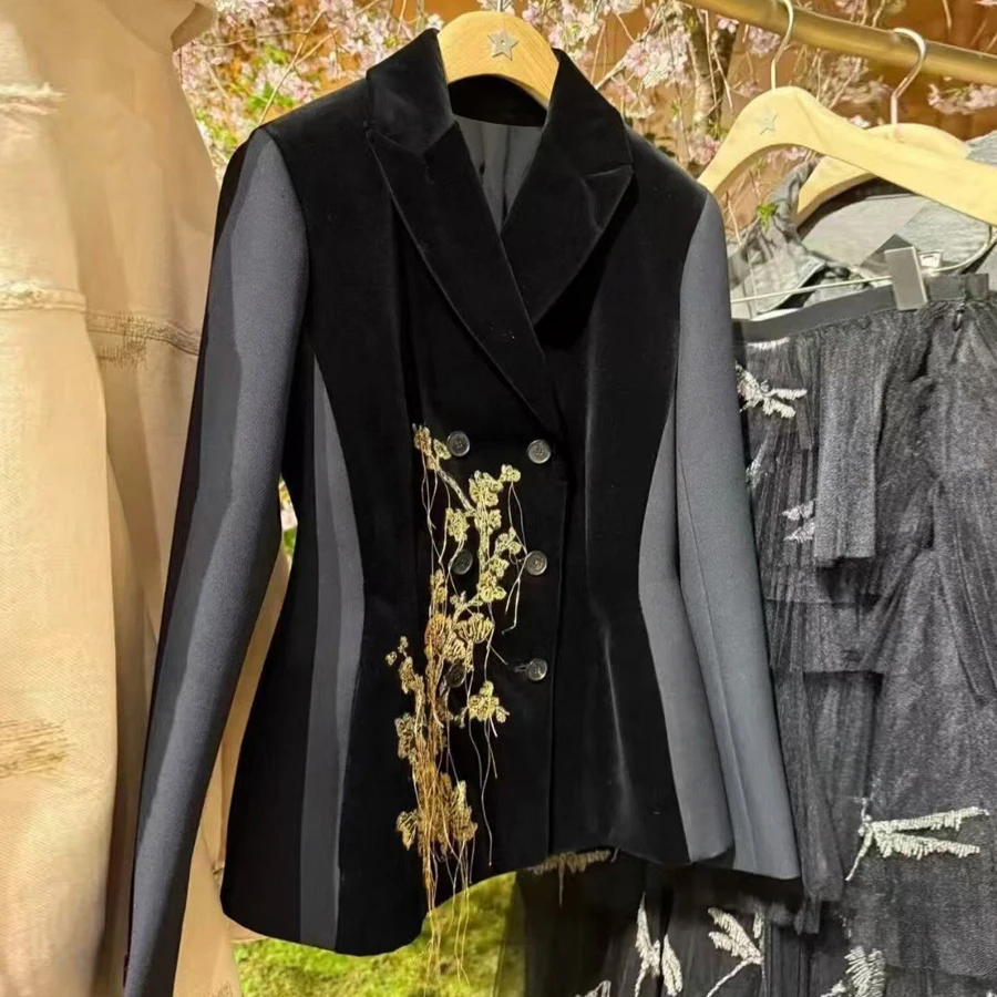 

Handmade Chinese Style Autumn Winter Waist-Cinching Velvet And Silk Blend Long Sleeve Women's Suit Floral Embroidery Double B...