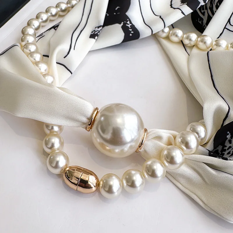 Pearl Necklace Scarf for Women Magnetic Clasp Lightweight Neck Wrap Collar Accessory for Shirt Spring Autumn Wear