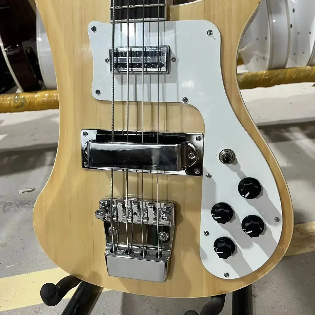 

Musical InstrumentsRick 4003 Bass 4 Strings Wood Color High Quality Guitarra Chrome Hardware 2025