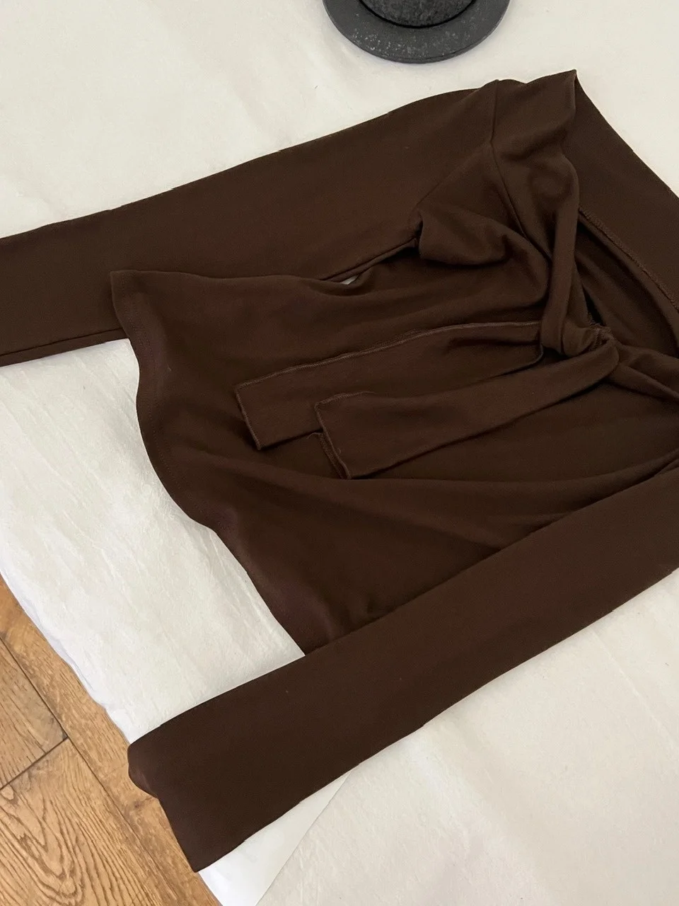 

Осенняя модная облегающая футболка с завязками на одно плечо American Sle Spicy Girl, юбка с цветочным принтом, женский комплект