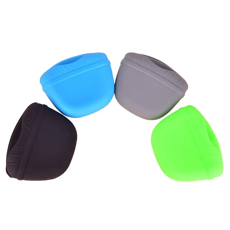 DT15 Pet Training Bag, 4pcs Silicone Dog Treat Pouch, Snack Bag for Outdoor Training, Portable Dog Food Bag with Belt Clip view 3