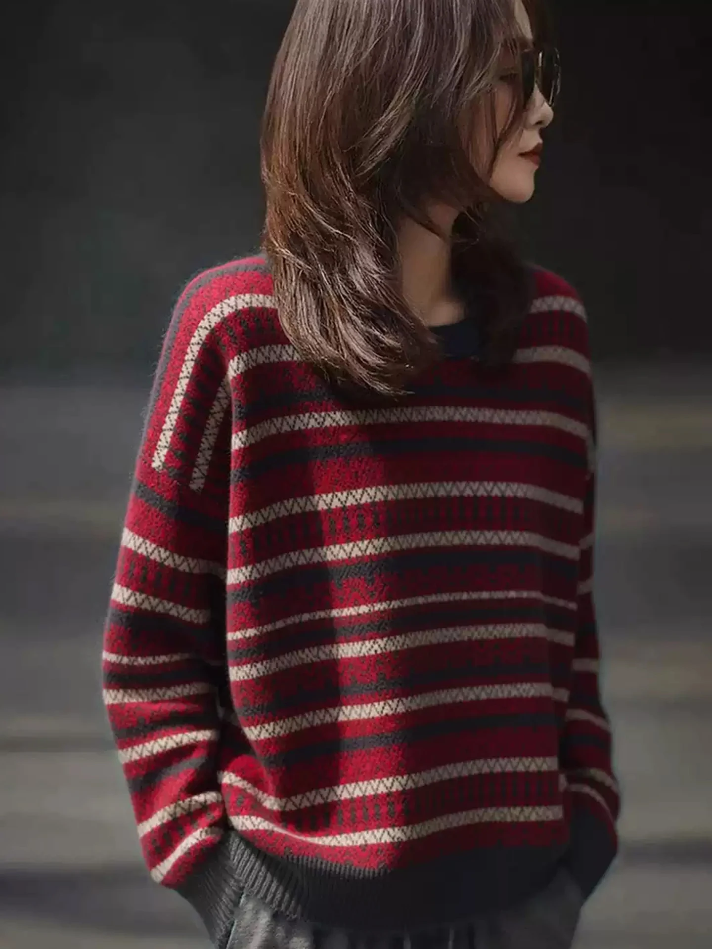 

Faionable Thiened Cisas Red Sweater Loose Long Sve Knitted irt Winter Casual Versatile Comfortable Women's Camere