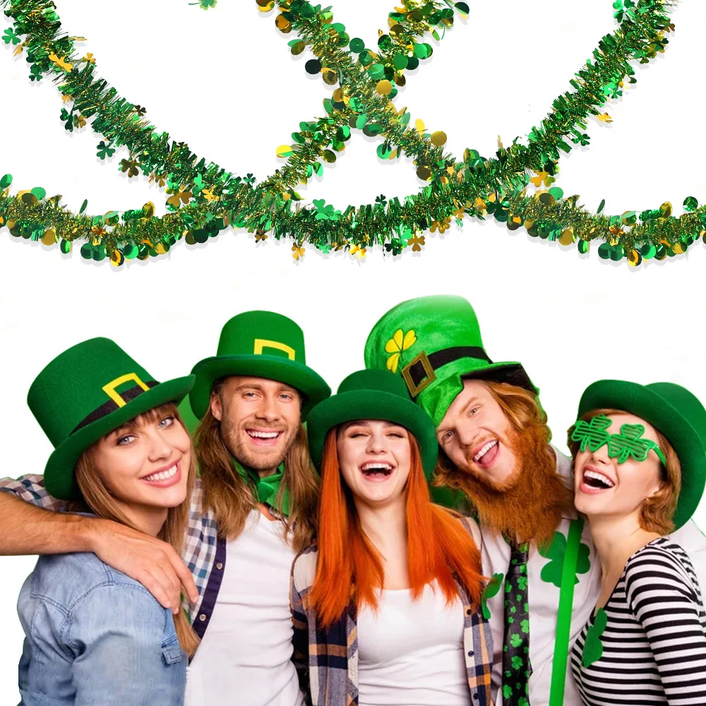 

New Irish St. Patrick's Day Shamrock Round Gold and Green Striped Party Decor Hanging Decorations for Party Anniversary