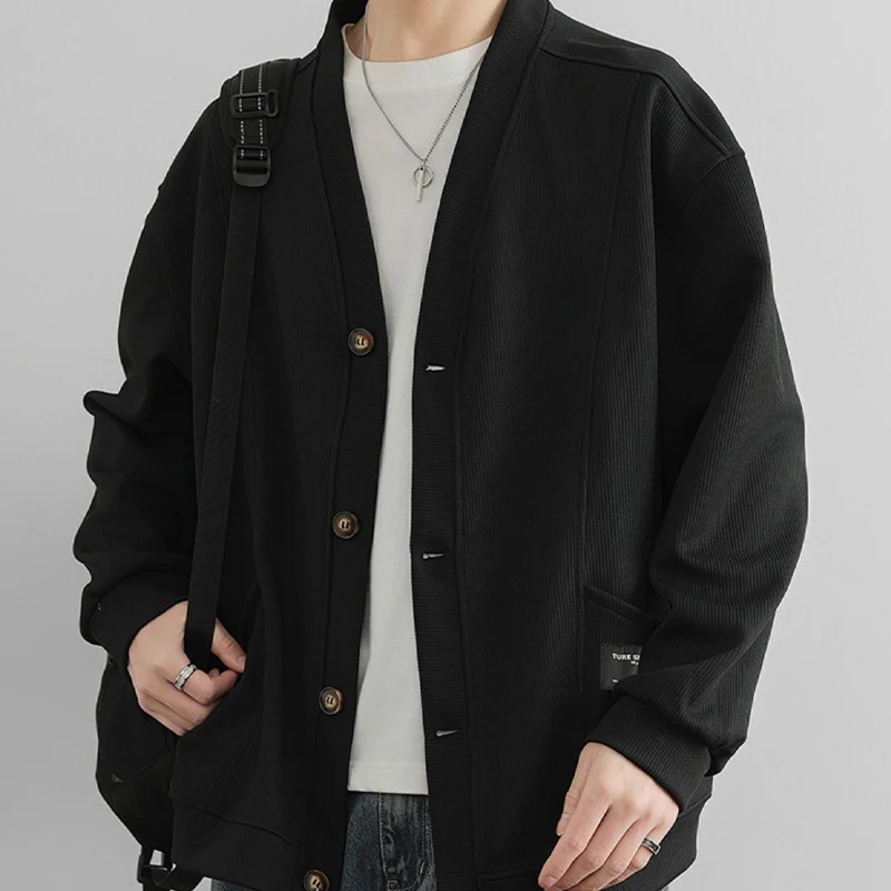 Kardigan Kancing Sebaris Baru Pria Mantel Serbaguna Retro Jepang Musim Semi Musim Gugur Atasan Solid Hangat Lengan Panjang Huruf Hitam Mode
