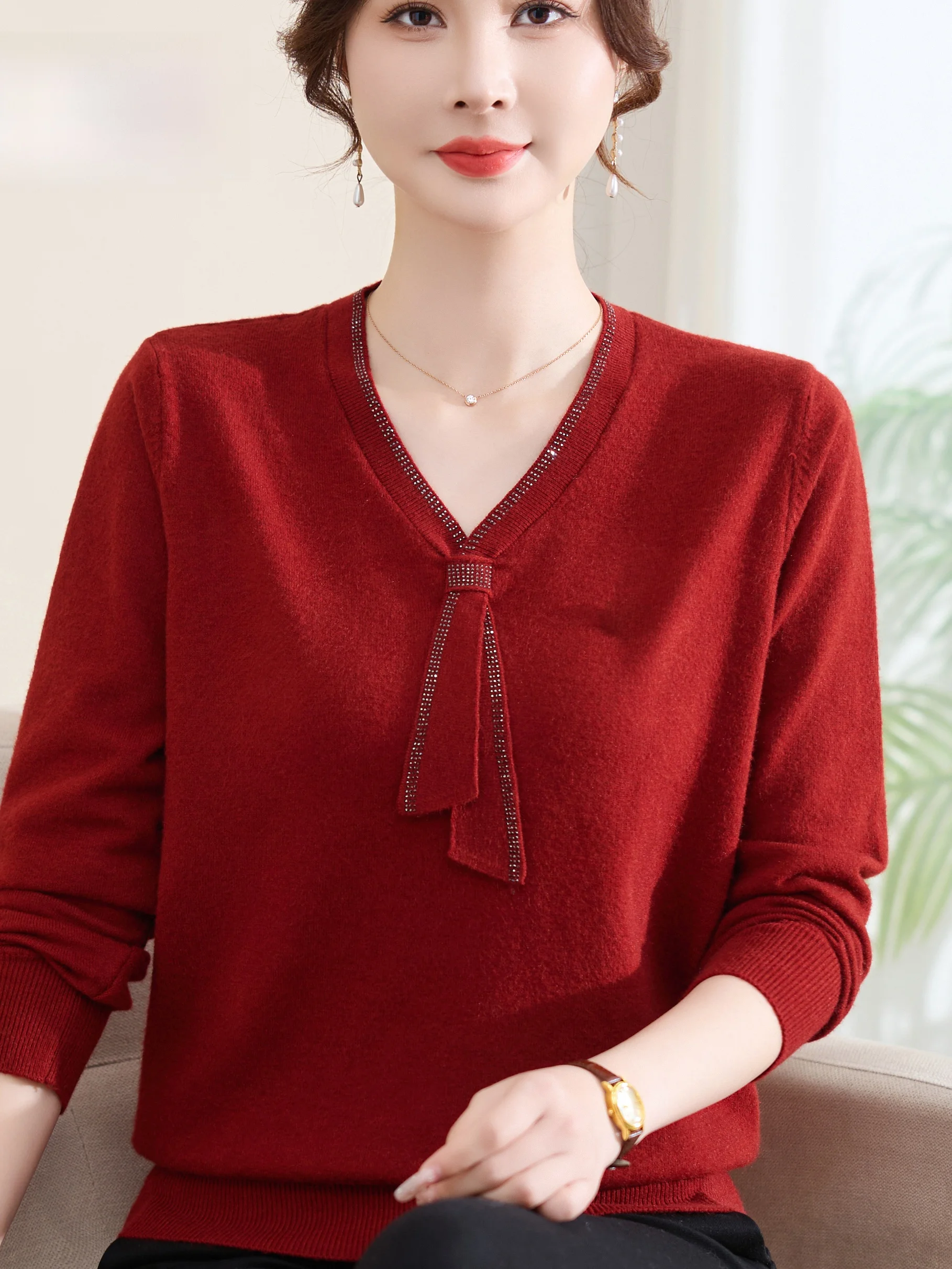 

Весенне-осенний вязаный топ с V-образным вырезом и узлом, тонкий, модный, омолаживающий, свободного кроя