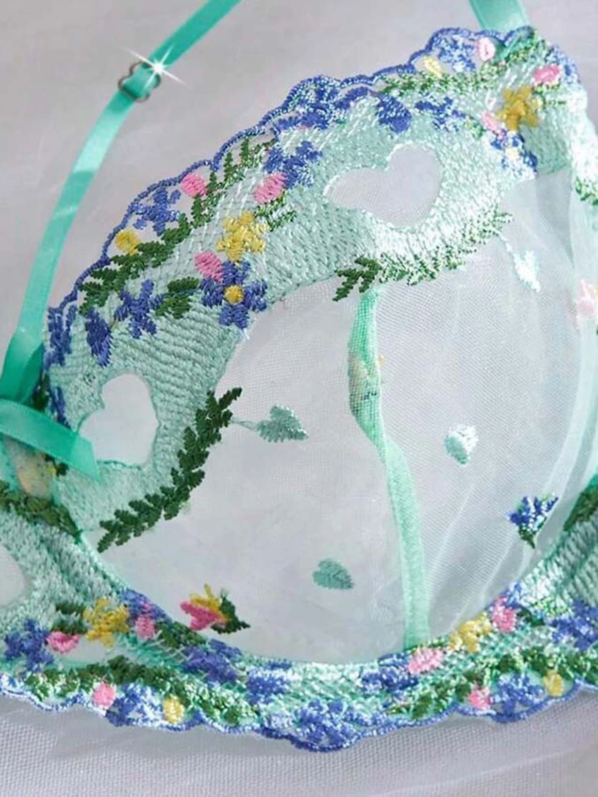 SsTss Vrouwen Sexy Transparante Mesh Bloemen Borduren Lingerie Set 2025 Nieuwe Dunne Ademende Comfortabele Bh en Panty 2 Peces Sets