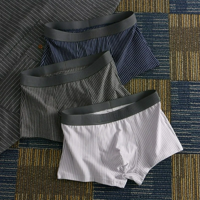 

New Underwear Men's Pure Cotton Boxers Breathable Trend Boxers High-end Striped Pants Boys Pants Men Comfortable Breathable