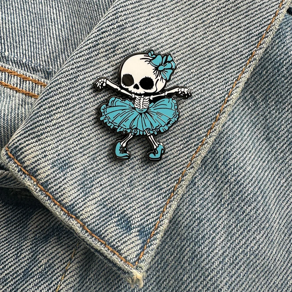 Niedliche Gothic-Blaue Skelett – Embroidery Gothic Bewertung und Preis