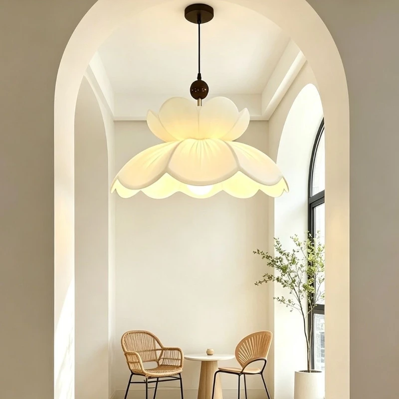 French Romantic Fabric Pendant Light Modern Minimalist Hanging Lamp Living Room Bedroom Restaurant Home Decor Ceiling Chandelier