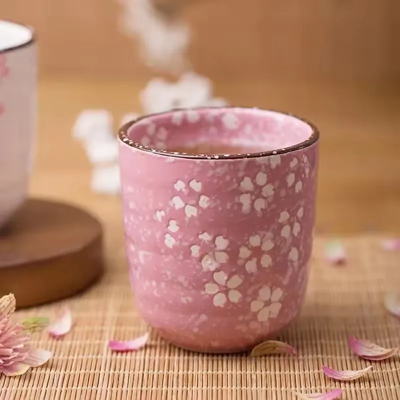 

Japanese-Style Kung Fu Tea Ceramic Underglaze Porcelain Tea Cup Home Owner Sub-Cup Glass Tea Cup Pink an White