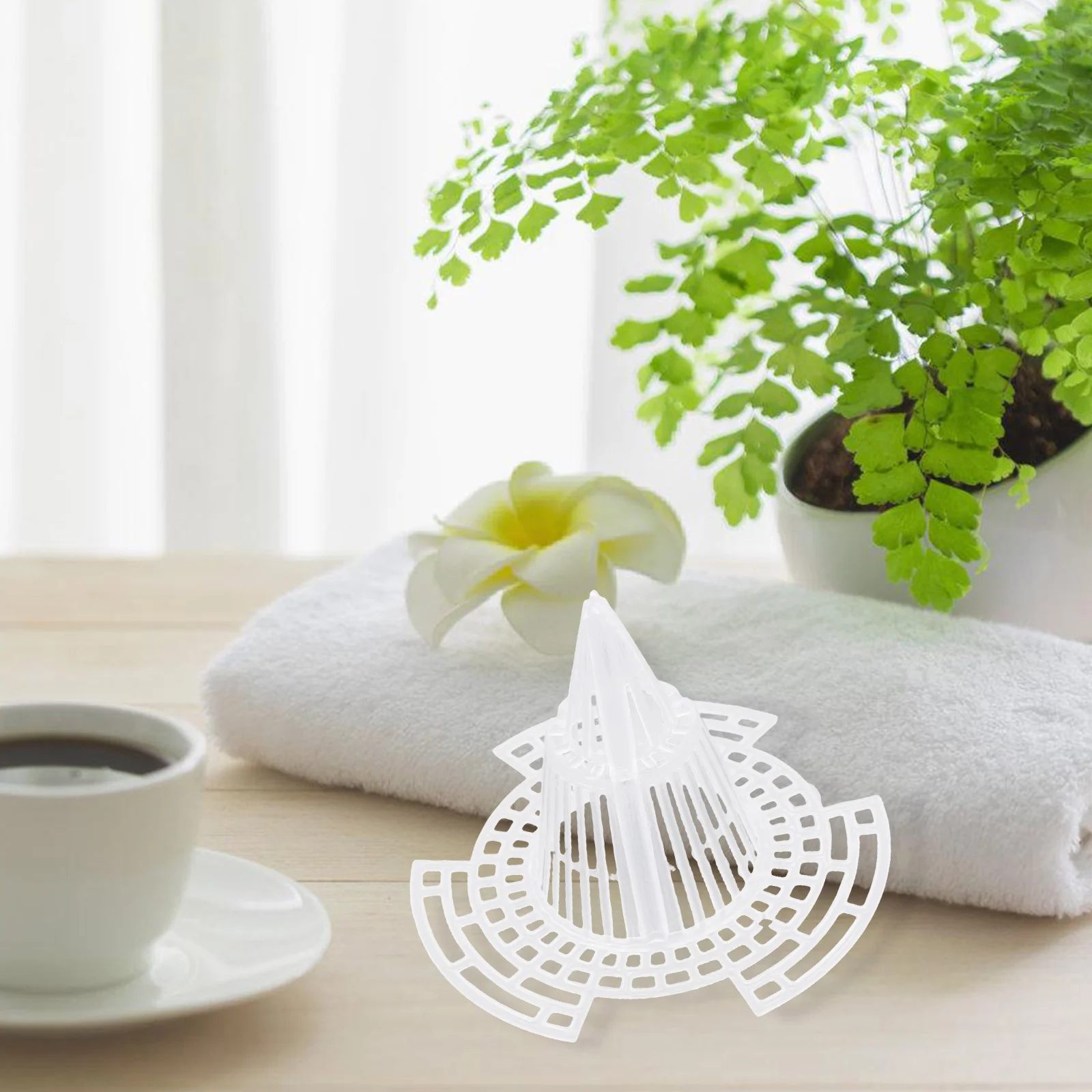 

25pcs Drain Basket Gasket Flower Pot Netting Bottom Pad White Ventilated Plastic Mesh Planter Inserts for Pots Bonsai Planters