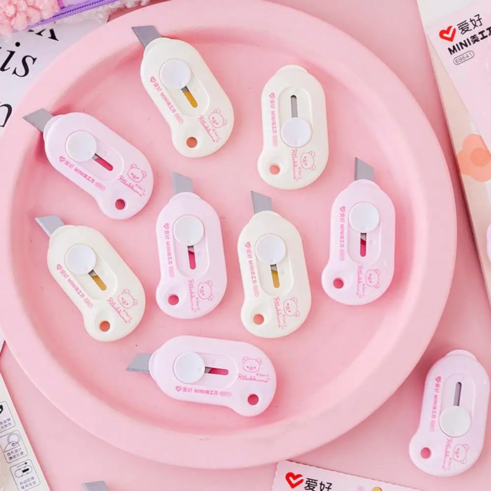 INS Tragbare Mini Utility Messer Nette Cartoon Bär Box Cutter Kleine Utility Messer Versenkbare Brieföffner Karton Opener