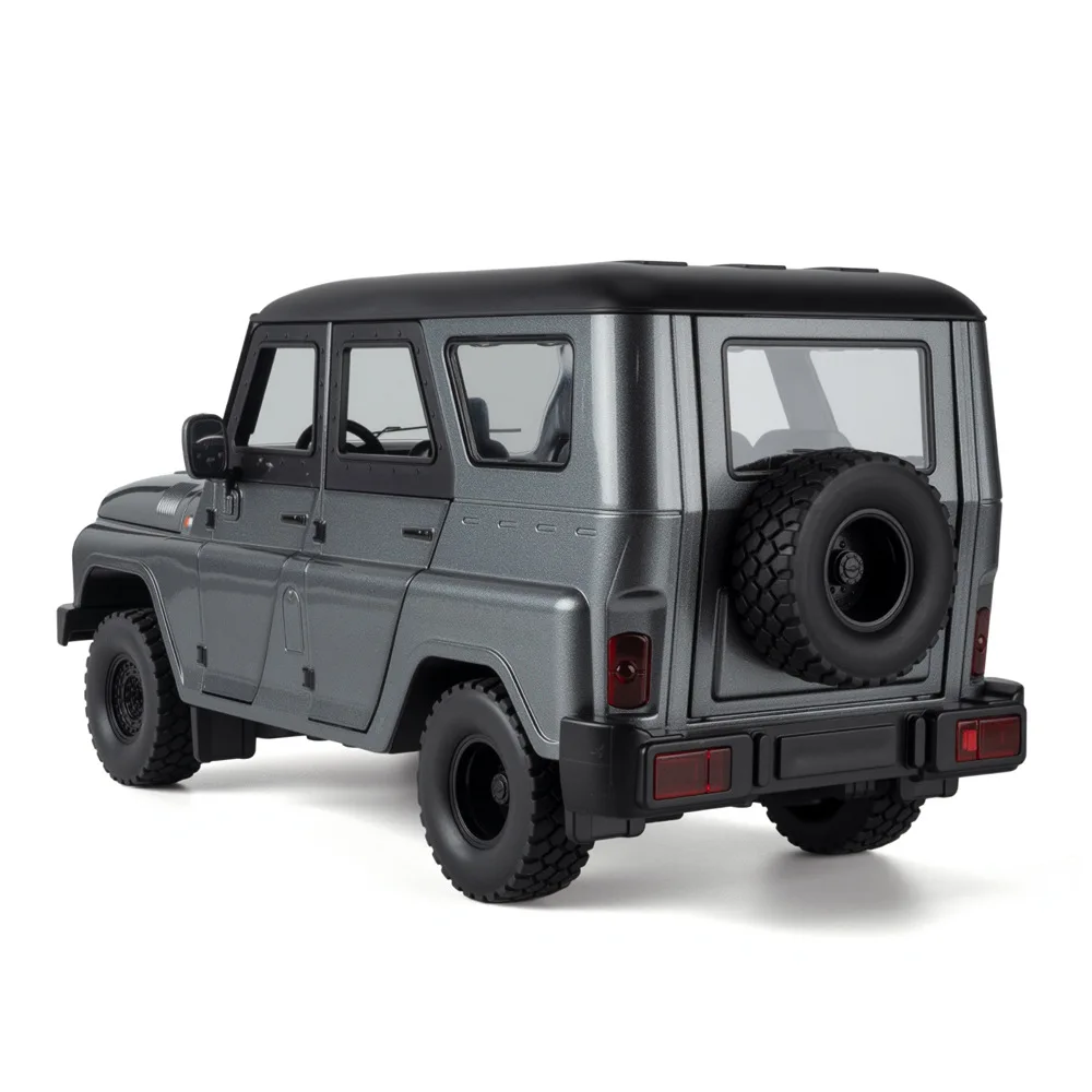 1:18 russo vaz caçador veículo off-road simulação liga modelo de carro som luz puxar para trás carro coleção presente brinquedo das crianças